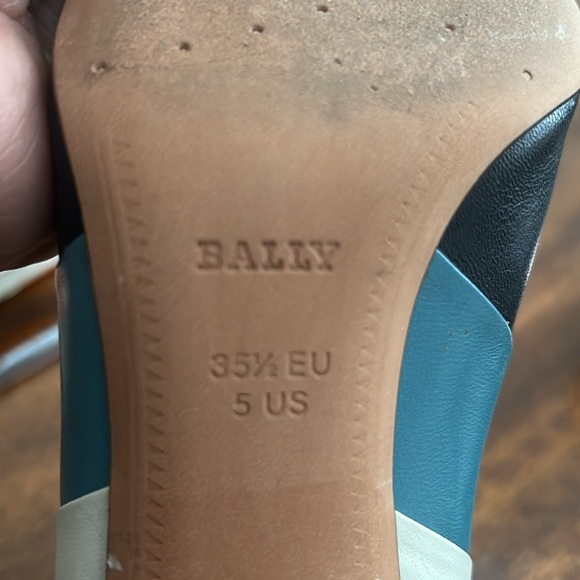BALLY HEELS shoes. - Picture 8 of 10
